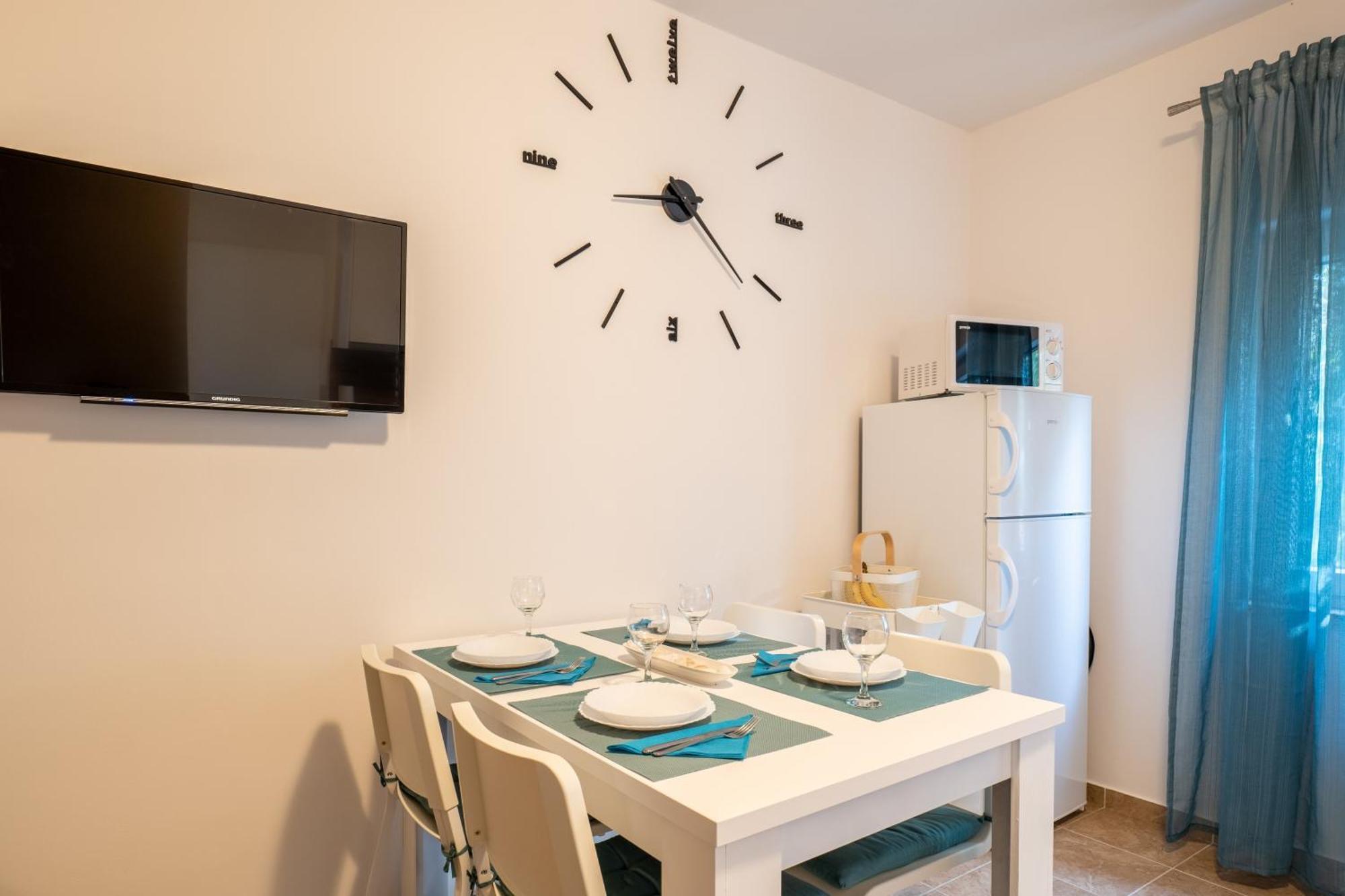 Apartment Wish - Two Bedrooms With 2 Ac Renewed Pag Town Dış mekan fotoğraf